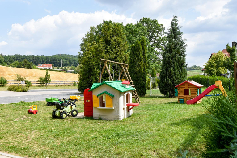 Others 4, Gasthof Kolb, Bayreuth
