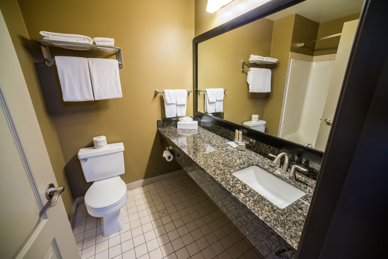 Bathroom 4, Best Western Plus Baker Street Inn, Central Kootenay