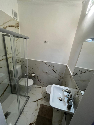 Others 5, Harmony Home, Catania