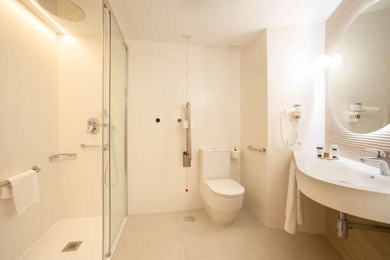 Bathroom 4, Ambassador Playa I, Alicante