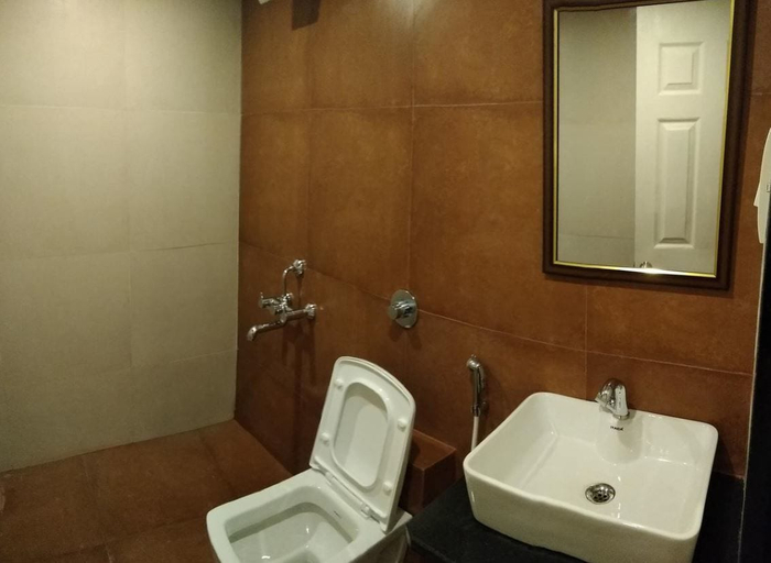 Bathroom 4, Hotel Viva Anjuna, North Goa