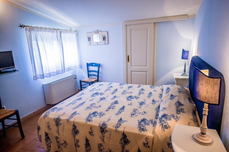 Others 5, Donnasilia B&B, Salerno