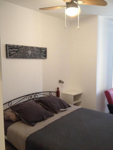 Bedroom 3, La Re'Belle, Pyrénées-Orientales