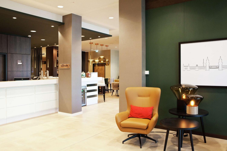 Public Area 2, Hampton by Hilton Berlin City East Side Gallery, Berlin