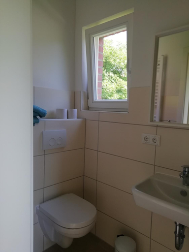 Bathroom 3, Doris` Hus, Lübeck