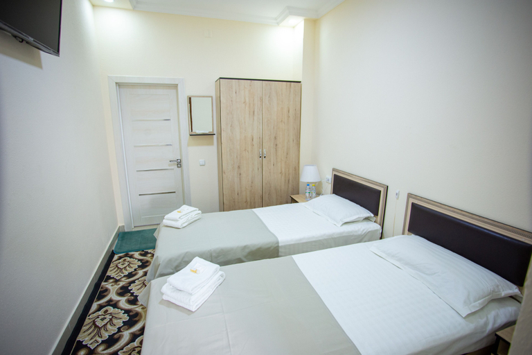 Room 5, TINY ART HOUSE near of airaport, Samarkand