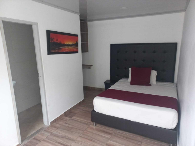 Others 4, Casa Hotel Mónaco, Santafé de Bogotá