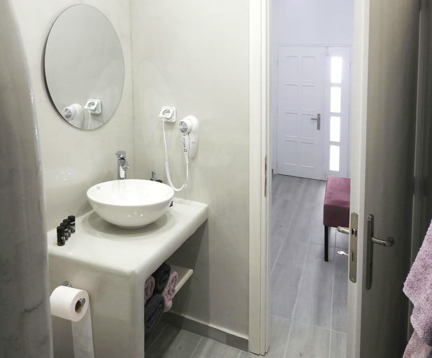 Bathroom 5, Villa Siderenia, South Aegean