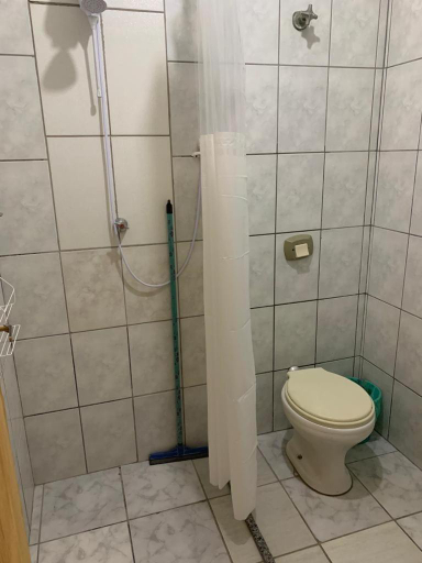 Bathroom 4, Balsamo Hotel Marilia, Marília