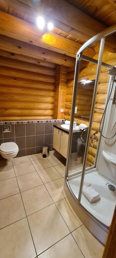 Bathroom 3, Les Pins Sylvestres, Moselle