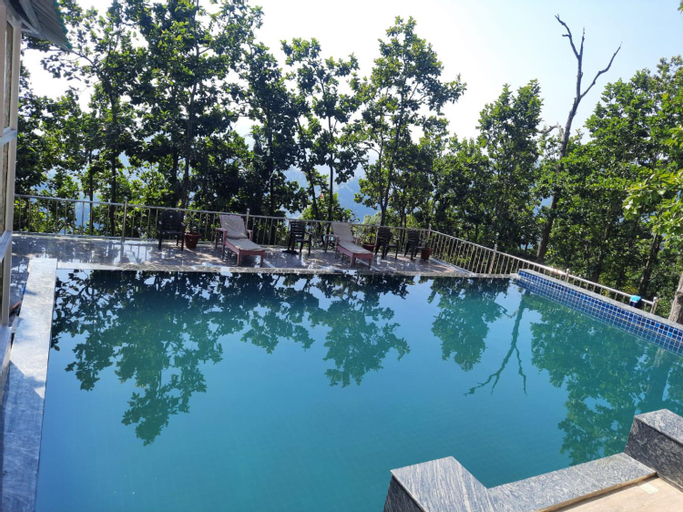 Swimming Pool 12