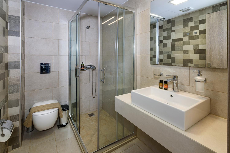 Bathroom 4, Sunset Elafonisi Apartments, Crete