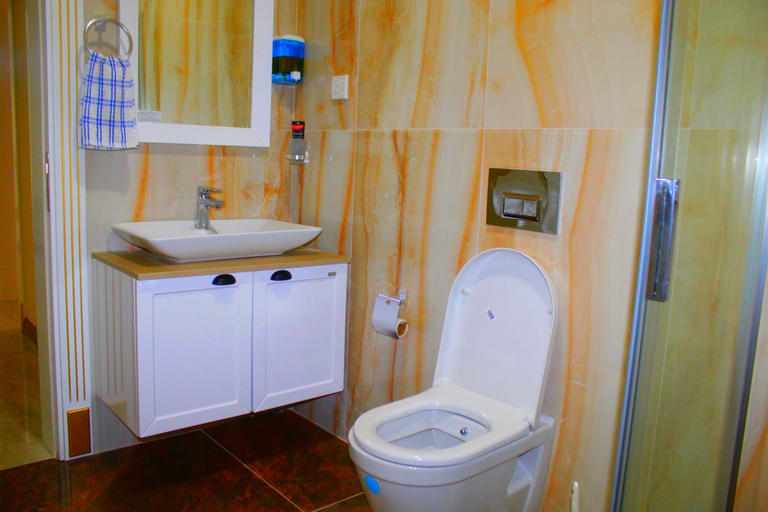 Bathroom 2, Avenue Apartments Nyali by CHH, Nyali