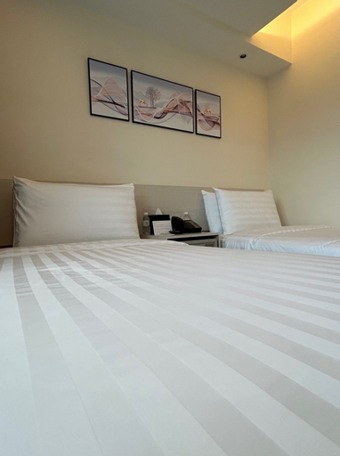 Bedroom 18