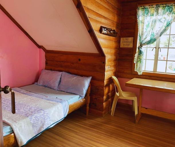 3, Pinecone Lodge & Restaurant, Kabayan