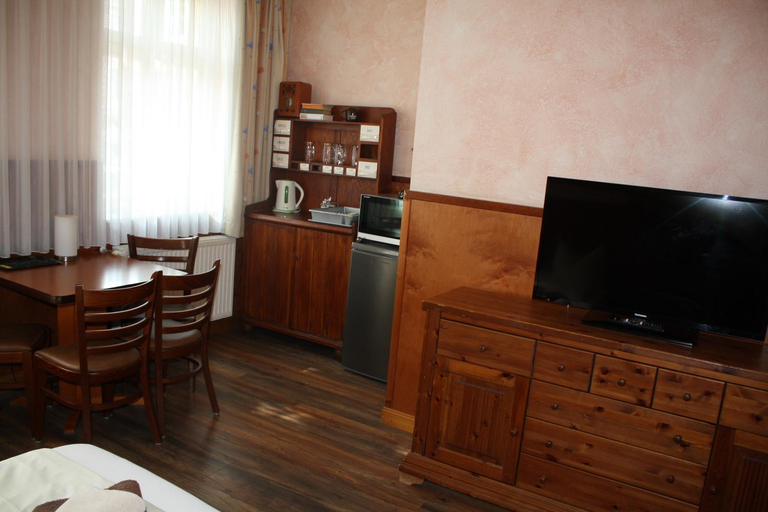 Bedroom 2, Pensionszimmer Unicat, Potsdam