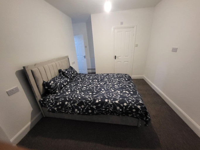 Others 4, Hutton Lodge, Middlesbrough