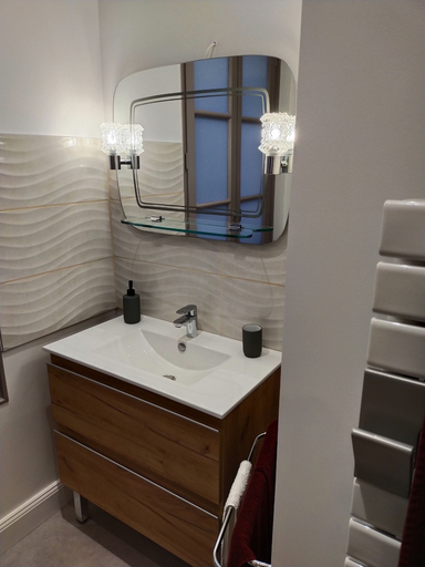 Bathroom, Les Balcons sur la Loire, Maine-et-Loire