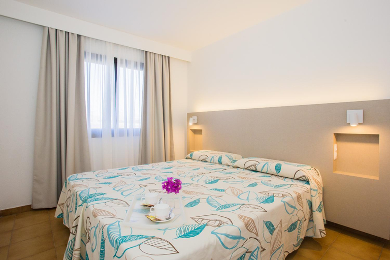 Bedroom 3, Los Tulipanes, Las Palmas