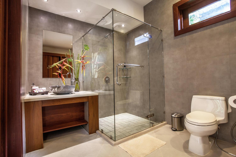 Bathroom 2, Baan Pinya Balinese Style Family Pool Villa, Mueang Krabi