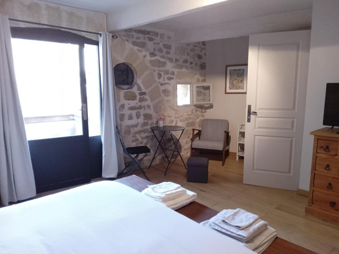 Others 3, Le clos de l'Olivelle, Gard