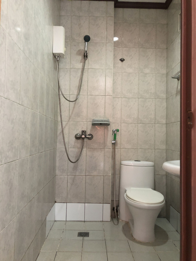 Bathroom 4, Cranberry's Place, Iloilo City