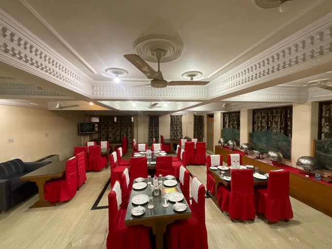 Food & Drinks 5, Hotel City plaza, Srinagar