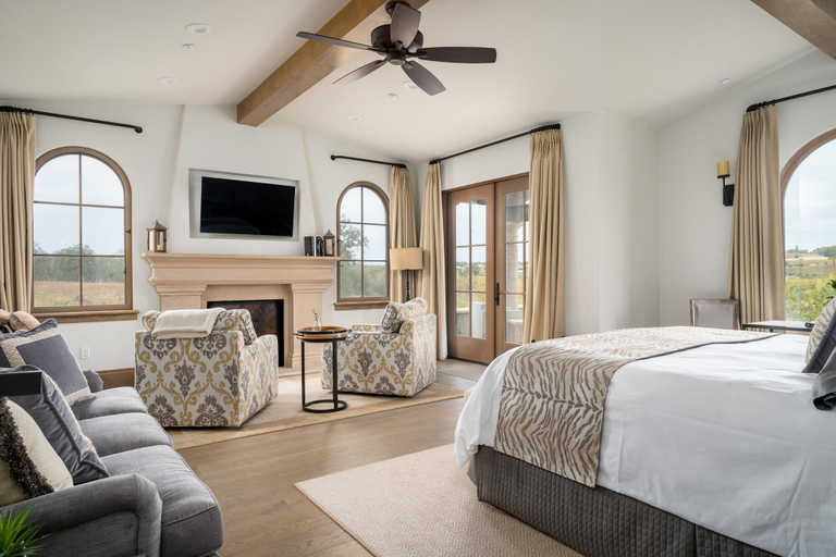 Bedroom 2, Grand Reserve Inn, Amador