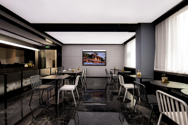 Food & Drinks 4, Atour Light Hotel Changsha Wuyi Square IFS Pedestrian Street, Changsha
