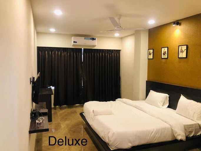Bedroom 3, The Grand Unity, Narmada