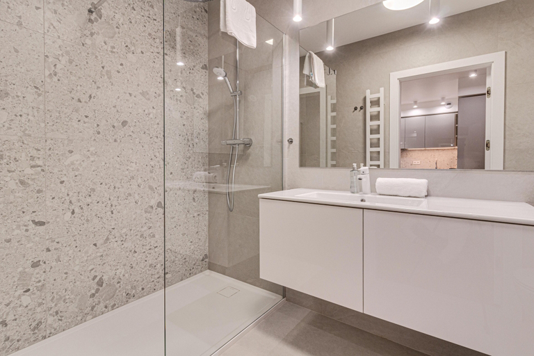 Bathroom 4, RentPlanet - Apartamenty Michalczyka, Środa Śląska