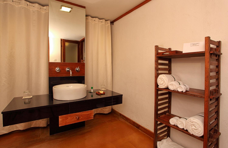 Bathroom 4, Rainforest Resort, Ernakulam