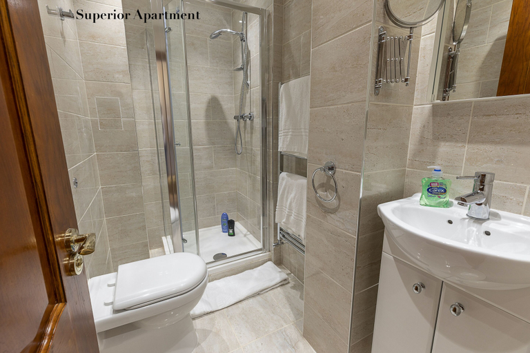 Bathroom 4, Kensington Olympia, London