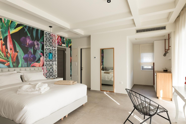 Bedroom 3, Anemolia Parga Suites, Epirus