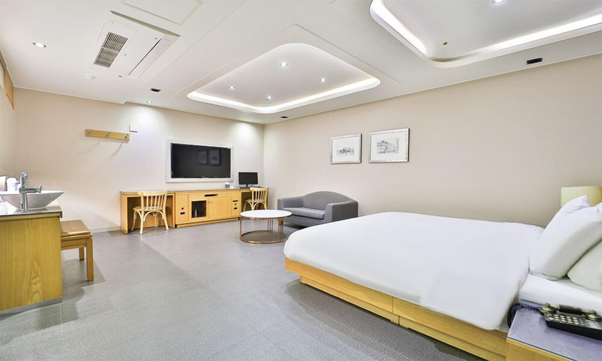 Bedroom 3, Seomyeon Busan IB Hotel, Busanjin