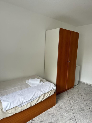 Bedroom 2, Pension Seckbach, Frankfurt am Main
