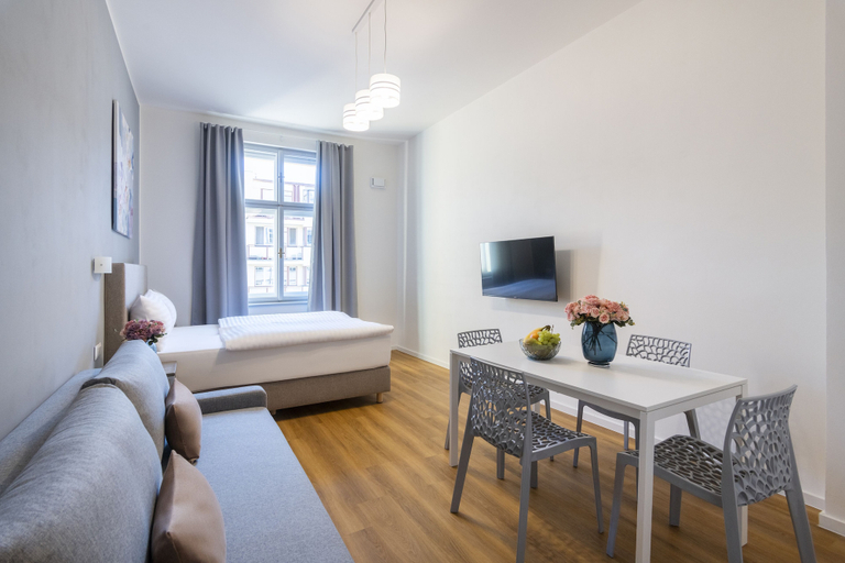 Bedroom 3, Hidden Art Boutique Residence by Dwellfort, Praha 2