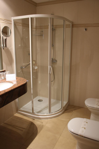 Bathroom 4, Hotel Villa De Larraga, Navarra