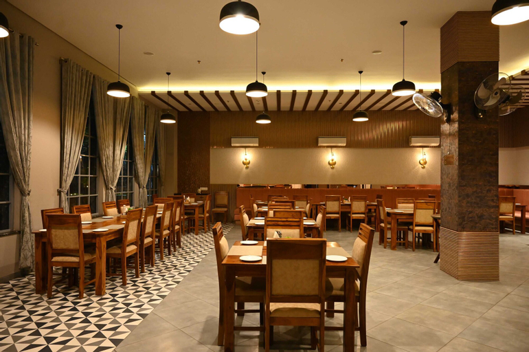 Food & Drinks 5, Hotel Shyamleela, Sikar