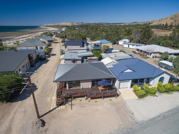 12 Lady Bay, Yankalilla