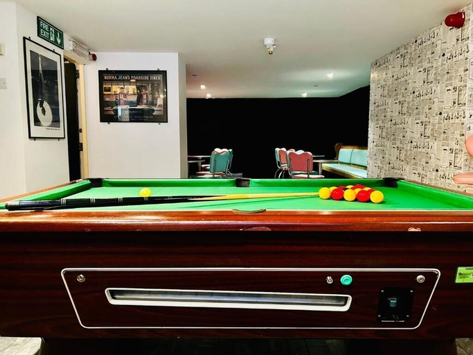 Others 5, Great Malvern Hotel, Worcestershire