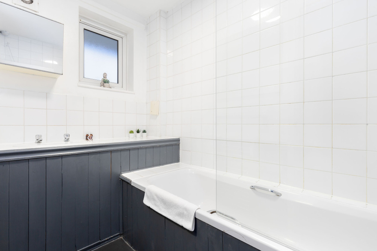 Bathroom 3, The Dalston Collection, London