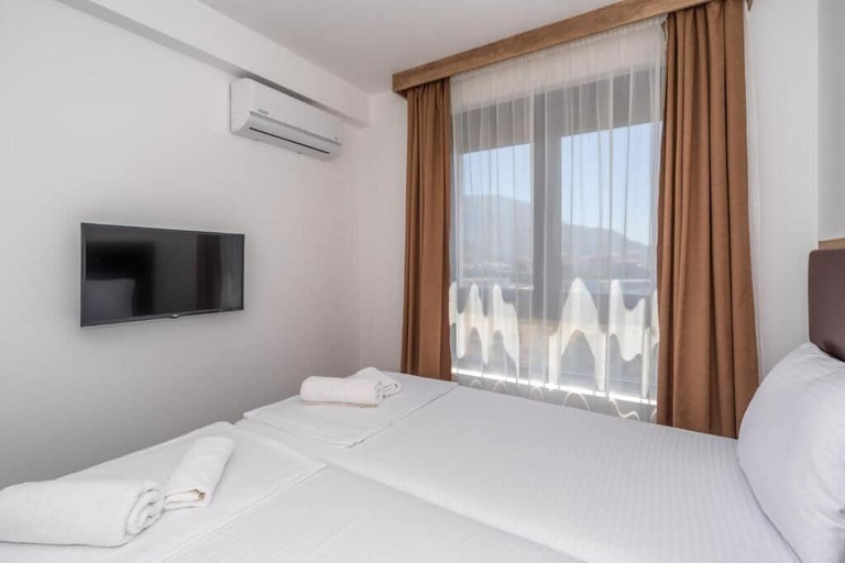 Bedroom 3, Pharos Hotel