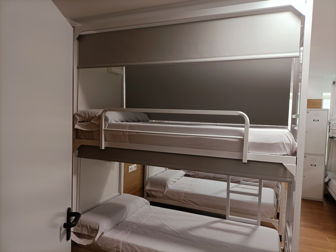 Bedroom 2, ALBERGUE VALIN LAMA, Lugo