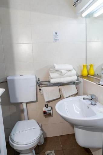 Bathroom 4, Hotel Decebal Neptun, Mangalia
