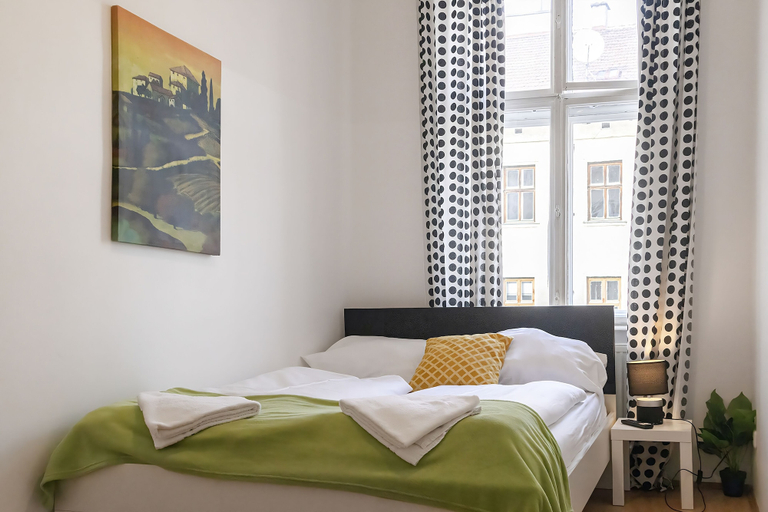 Bedroom 4, Friendly 3BR shared Apt-WienerStadthalle, Wien