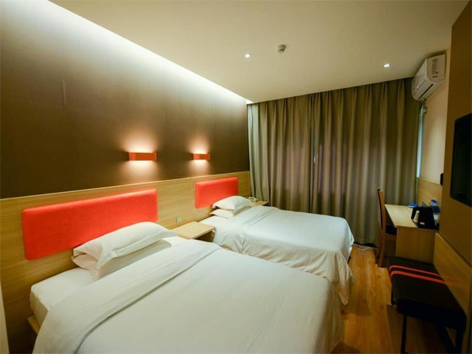 Bedroom 3, 7 Days Premium Dalian Xinghai Plaza Xi'an Road Metro Station, Dalian