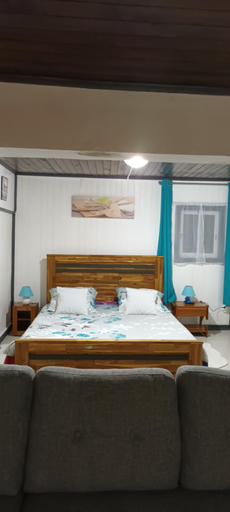 Bedroom, Meuble les Saules a Cilaos, Cilaos