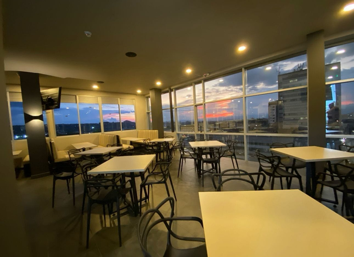 Food & Drinks 5, Giluxe Hotel, Dosquebradas