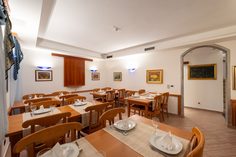 Food & Drinks 5, Villa Fontana, Trogir